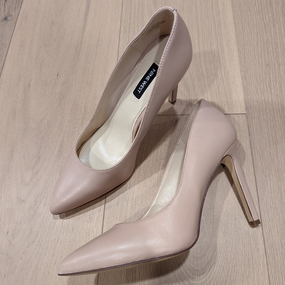 Nine West Nude Stiletto Heels - Picture 3 of 11